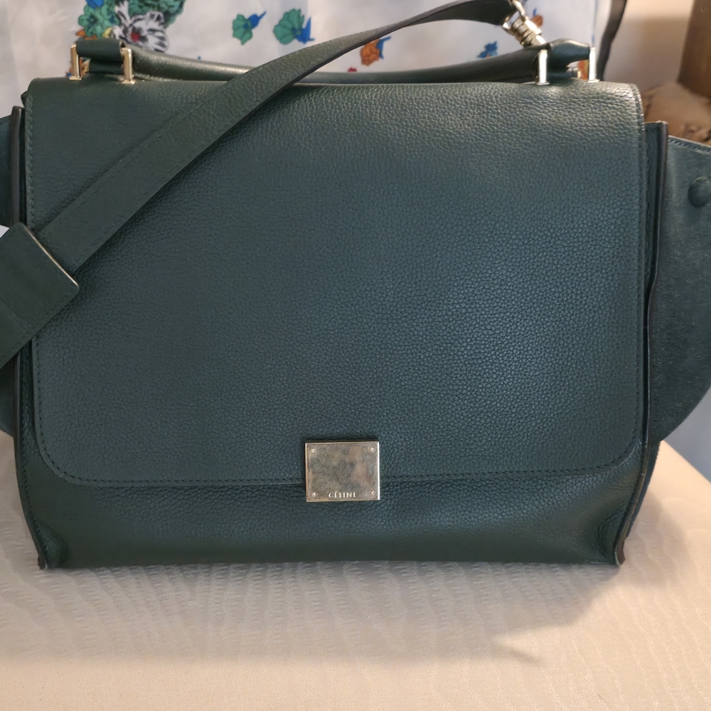 Celine Trapeze Medium Bag Green Calfskin Leather Gold Hardware Excellent w/ Tags - Picture 16 of 16